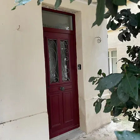 Apartment Le Scalaire, T2 Totalement Renove, Hypercentre Rochefort, Arrivee Autonome