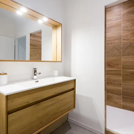 Le Scalaire, T2 Totalement Renove, Hypercentre Rochefort, Arrivee Autonome Appartement *